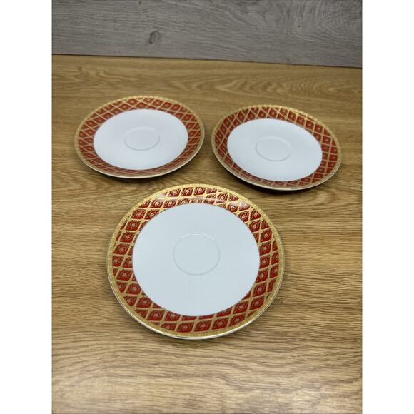 Highgate Manor Royal Tiara Red & Gold Diamond 6” Saucer ~3 Pc Set - Picture 1 of 7